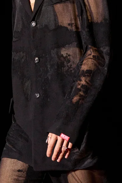Look 97